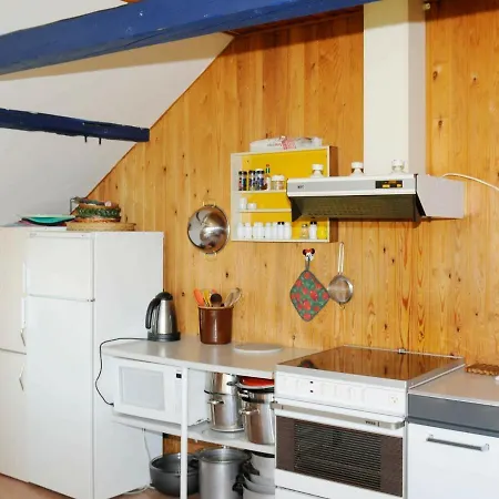 Сasa de vacaciones Eight-bedroom In *