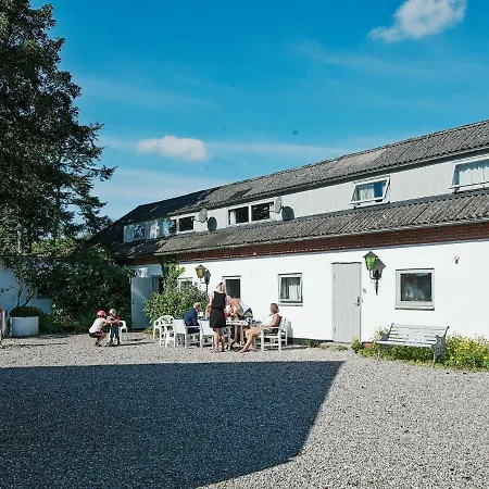 Eight-bedroom In * Grenå